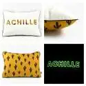 Coussin personnalisé sur commande prénom phosphorescent 