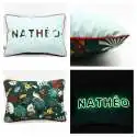 Coussin personnalisé sur commande prénom phosphorescent 