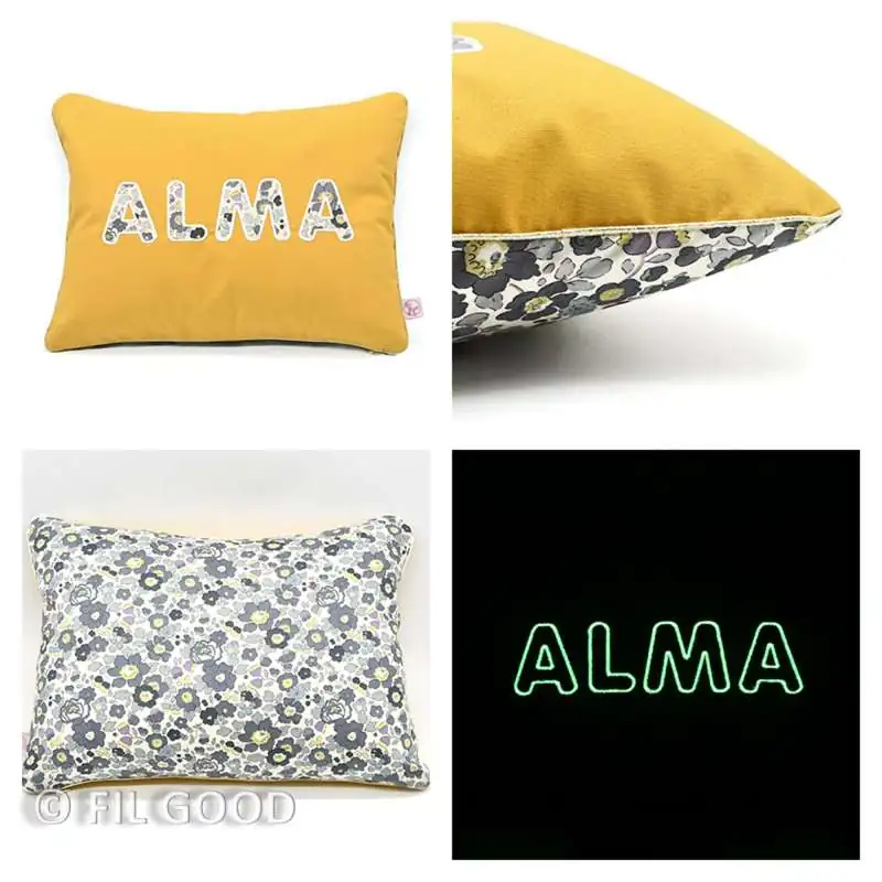 Coussin personnalisé sur commande prénom phosphorescent 