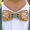 Wooden Bow Tie: Perlé