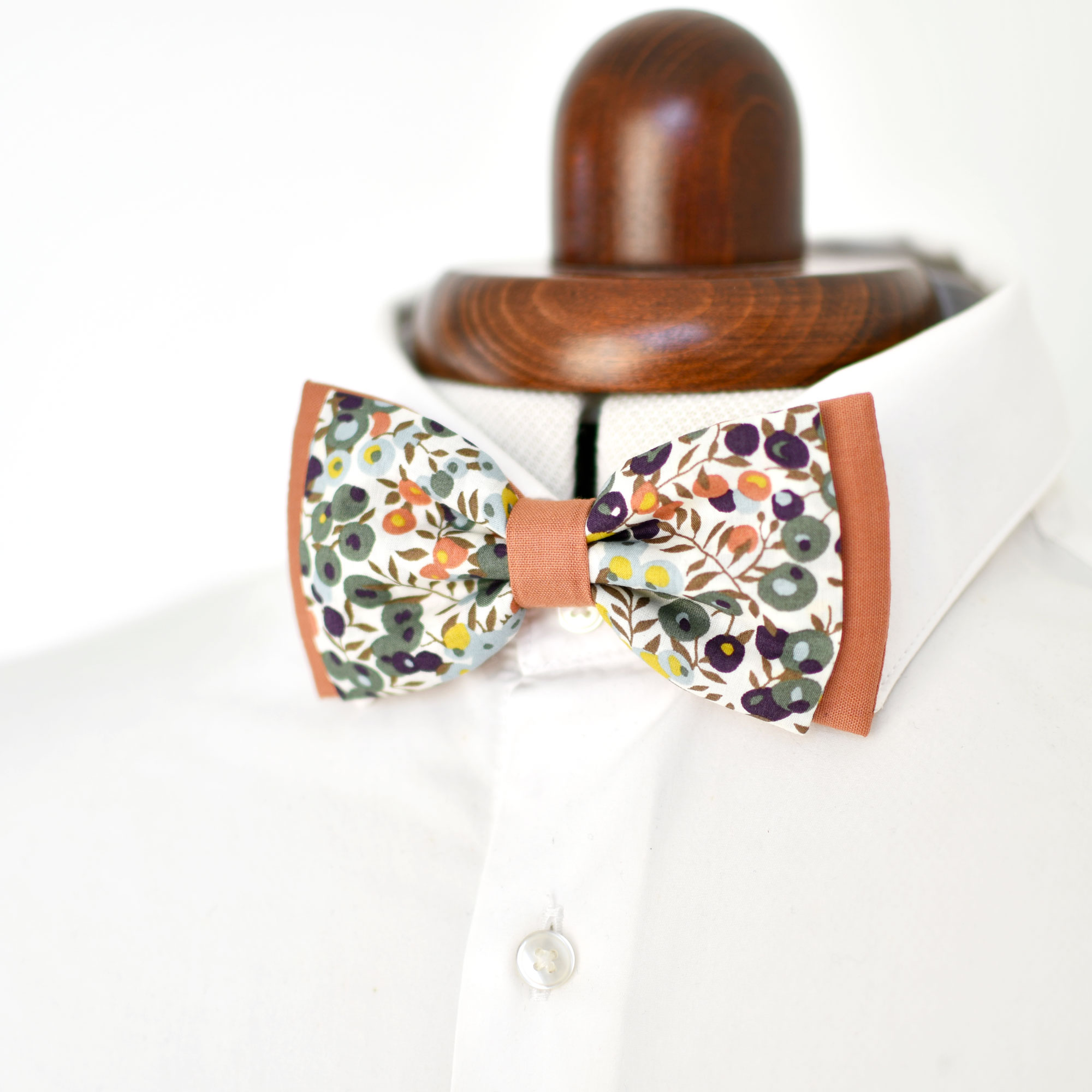 Coton 100% Floral Nœud Papillon Liberty à Fleurs Homme - Coton 100% - 12x6cm - Pour Mariage Estival, Garden Party Ou Événement Chic Cravate Fleurie été